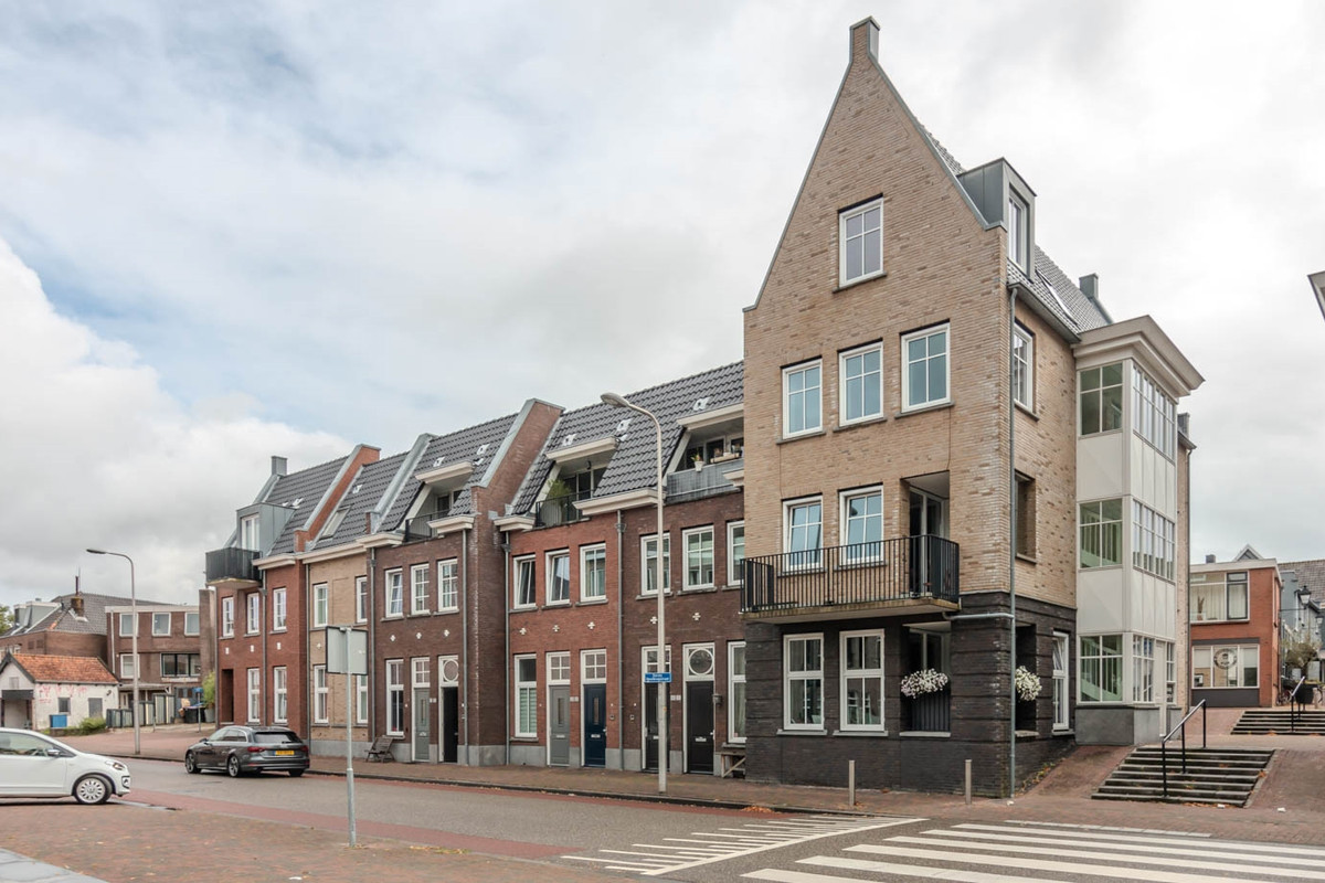 Torenstraat 8