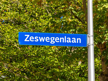 Zeswegenlaan 208