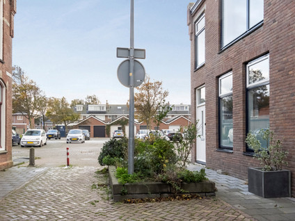 Emmastraat 1