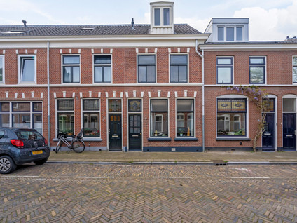 Leliestraat 8