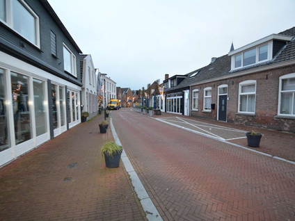 Dorpsstraat 48