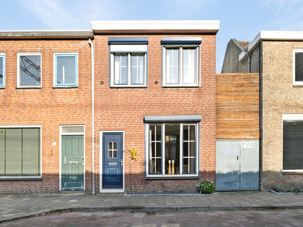 Zuid-Oosterstraat 48