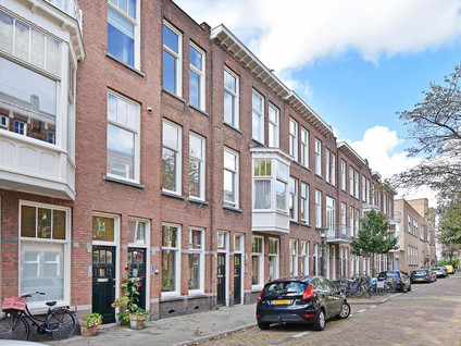 Van Slingelandtstraat 15