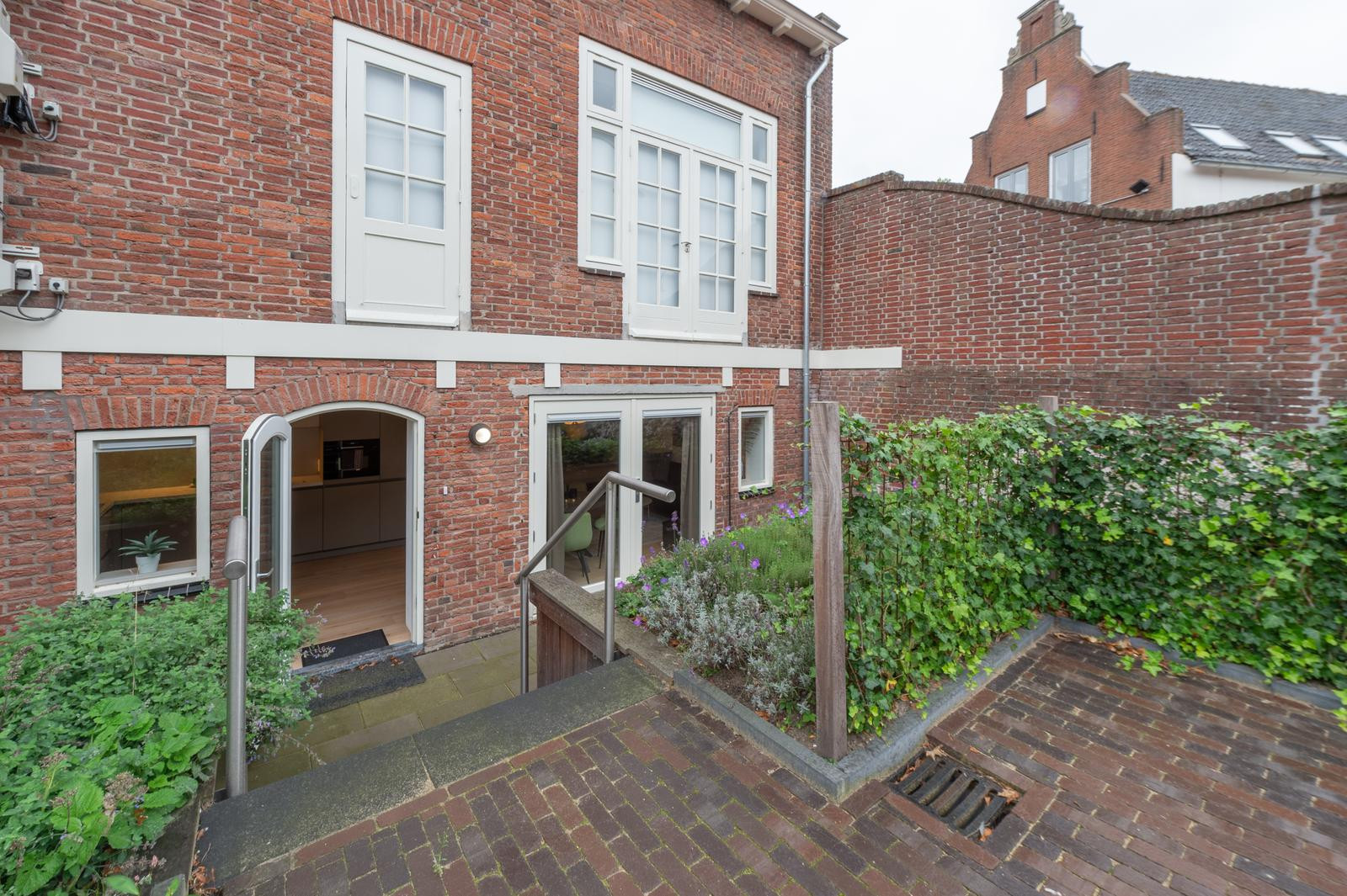Woning te huur: Dam 81C 2951GA Alblasserdam