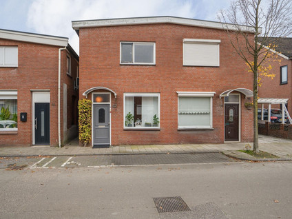 Veldstraat 42