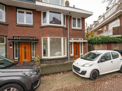 Hugo de Vriesstraat 1