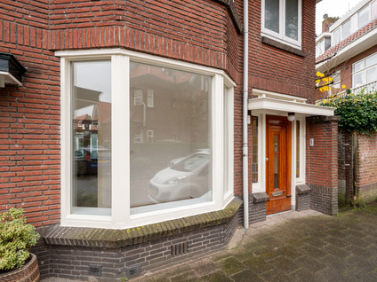 Hugo de Vriesstraat 1