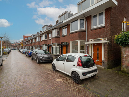 Hugo de Vriesstraat 1