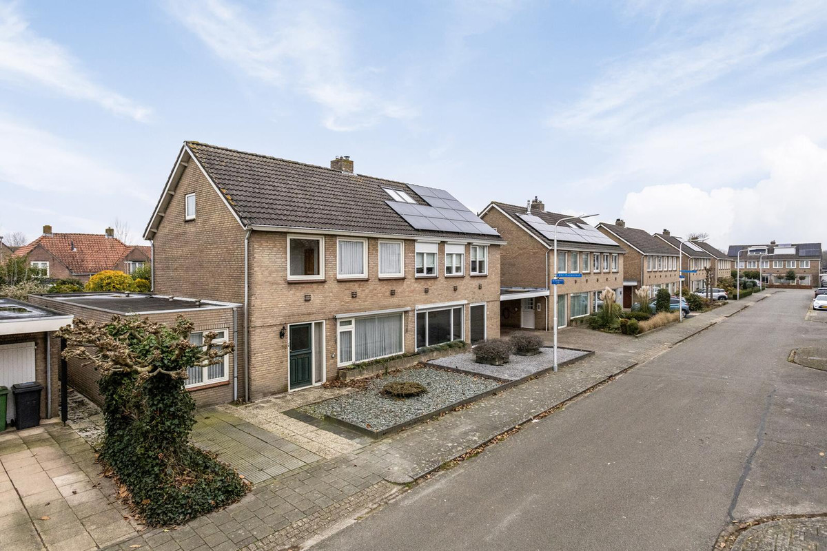 Van Oldenbarneveltstraat 20