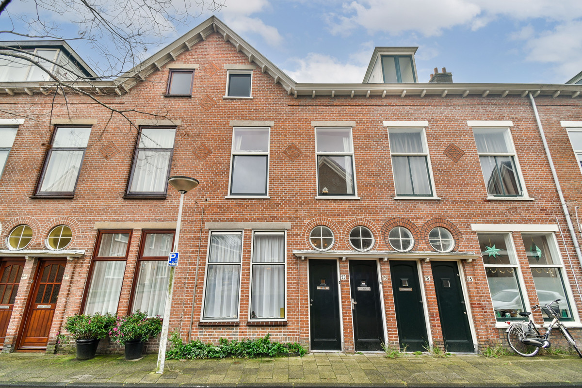 Bronkhorststraat 23