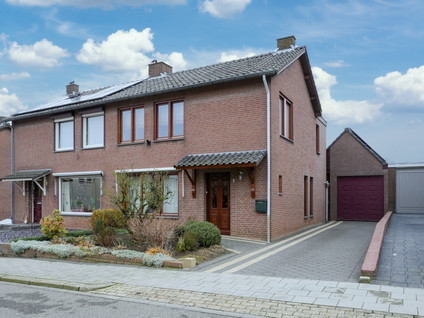 Pastoor Rohsstraat 8