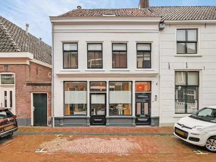 Buiten Nieuwstraat 12