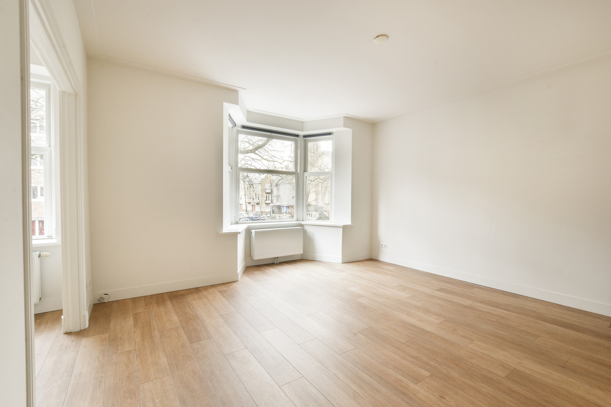 Woning te huur: Uiterwaardenstraat 344 1 1079DC Amsterdam - VBO