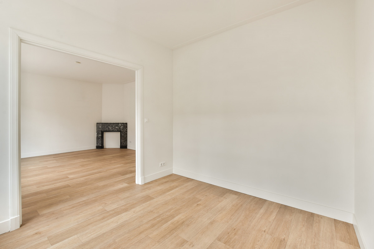 Woning te huur: Uiterwaardenstraat 344 1 1079DC Amsterdam - VBO