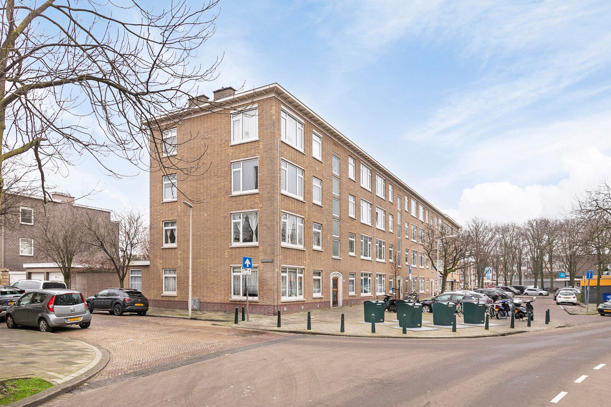 Medemblikstraat 254