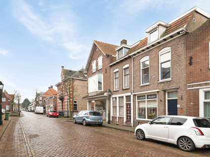 Koninginnestraat 12