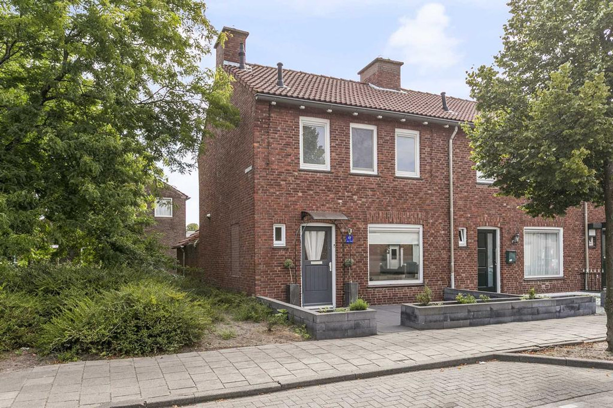 Rontgenstraat 12