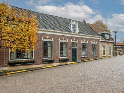 Voorstraat 4