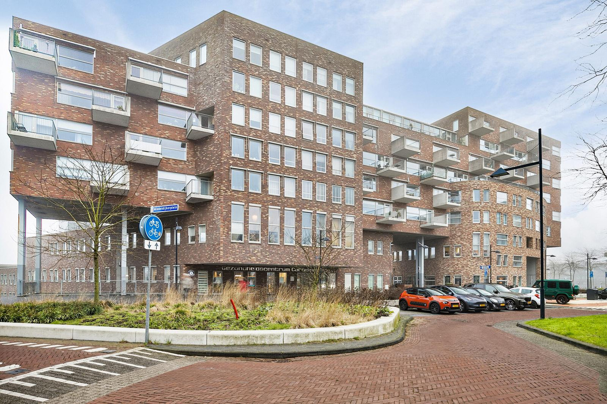 Middeldijkerplein 136