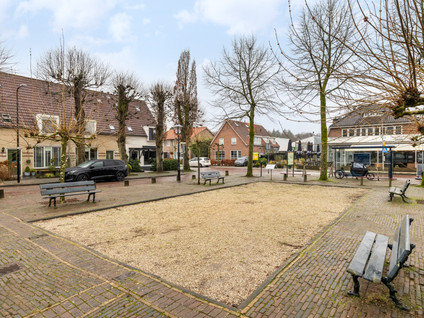 Dorpsplein 2