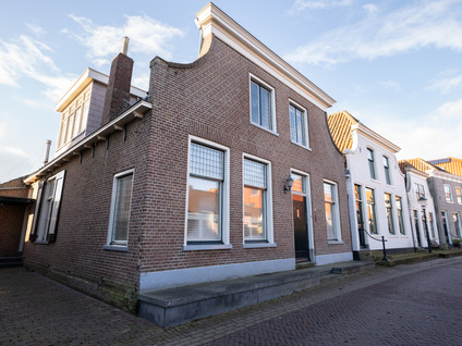 Warmoesstraat 10