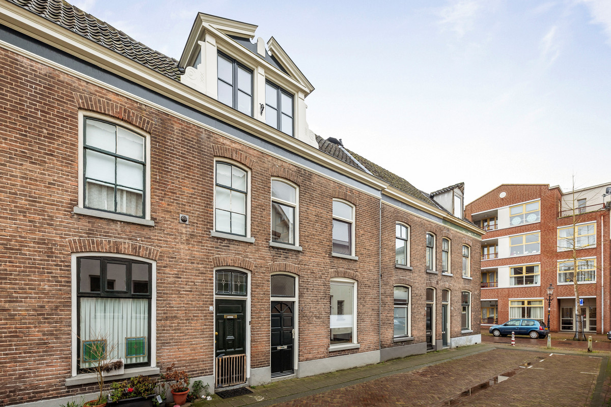 Badhuisstraat 6