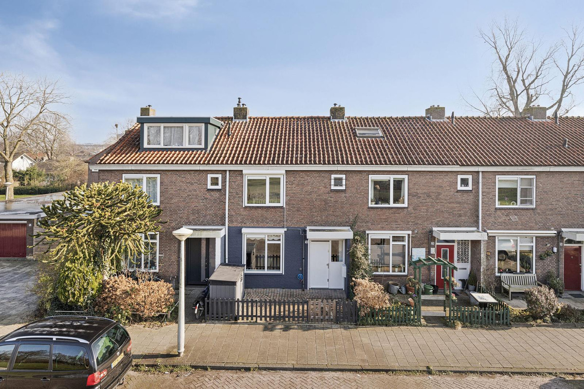 Cort van der Lindenkade 30