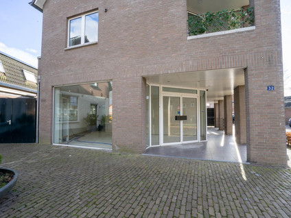 Dorpsstraat 32