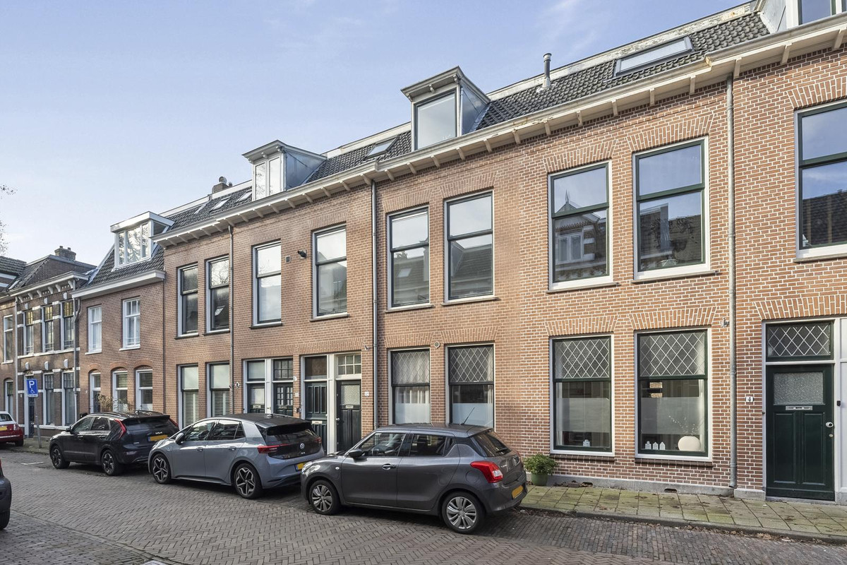 Voorhelmstraat 6A