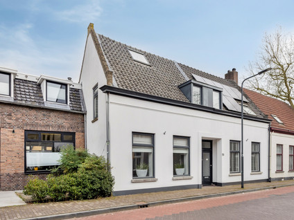 Raadhuisstraat 57