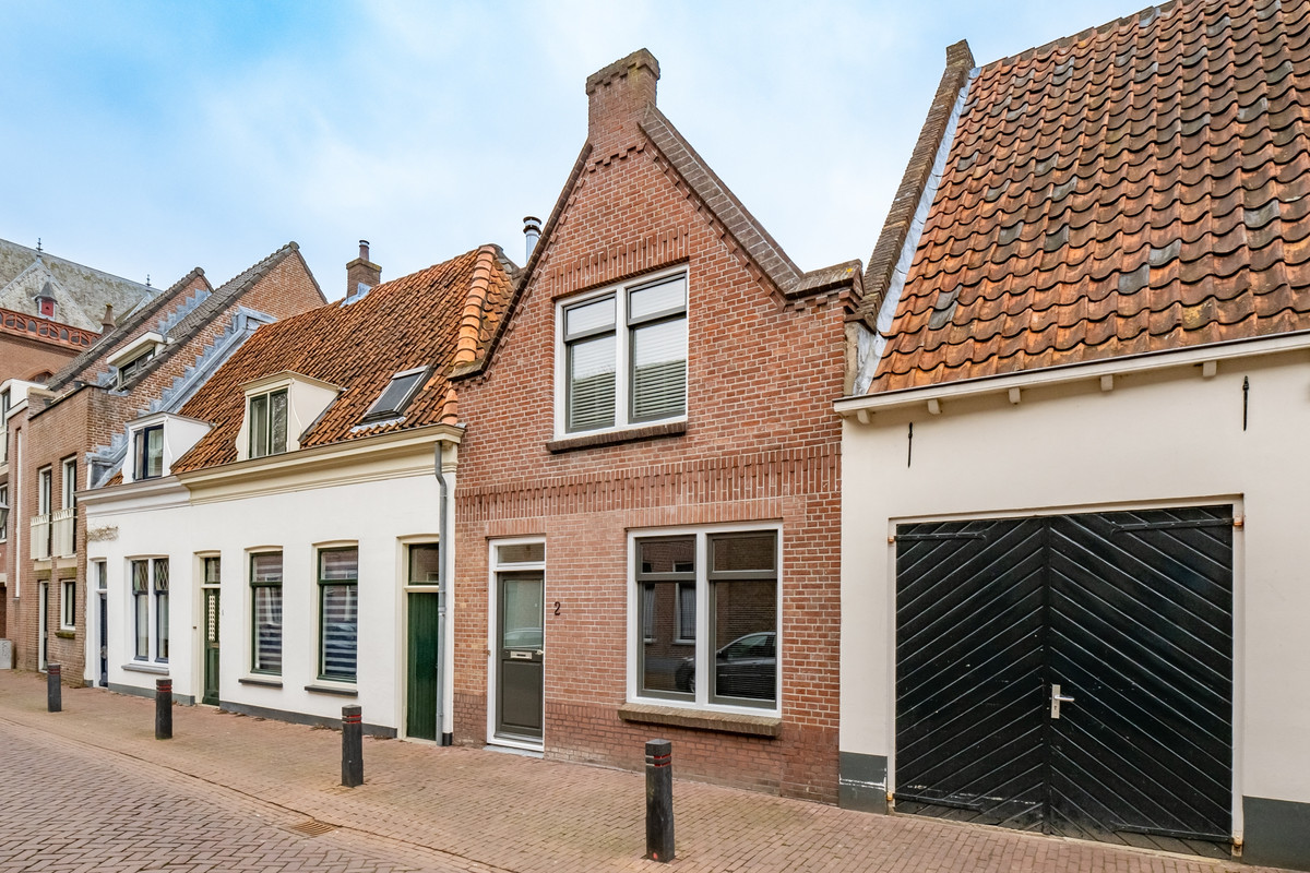 Sint Nicolaasstraat 2