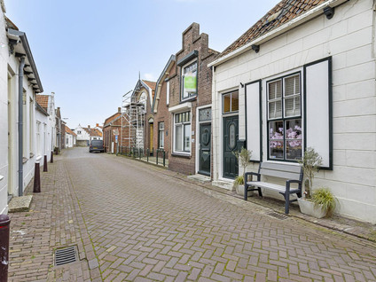 Zuiddijkstraat 18