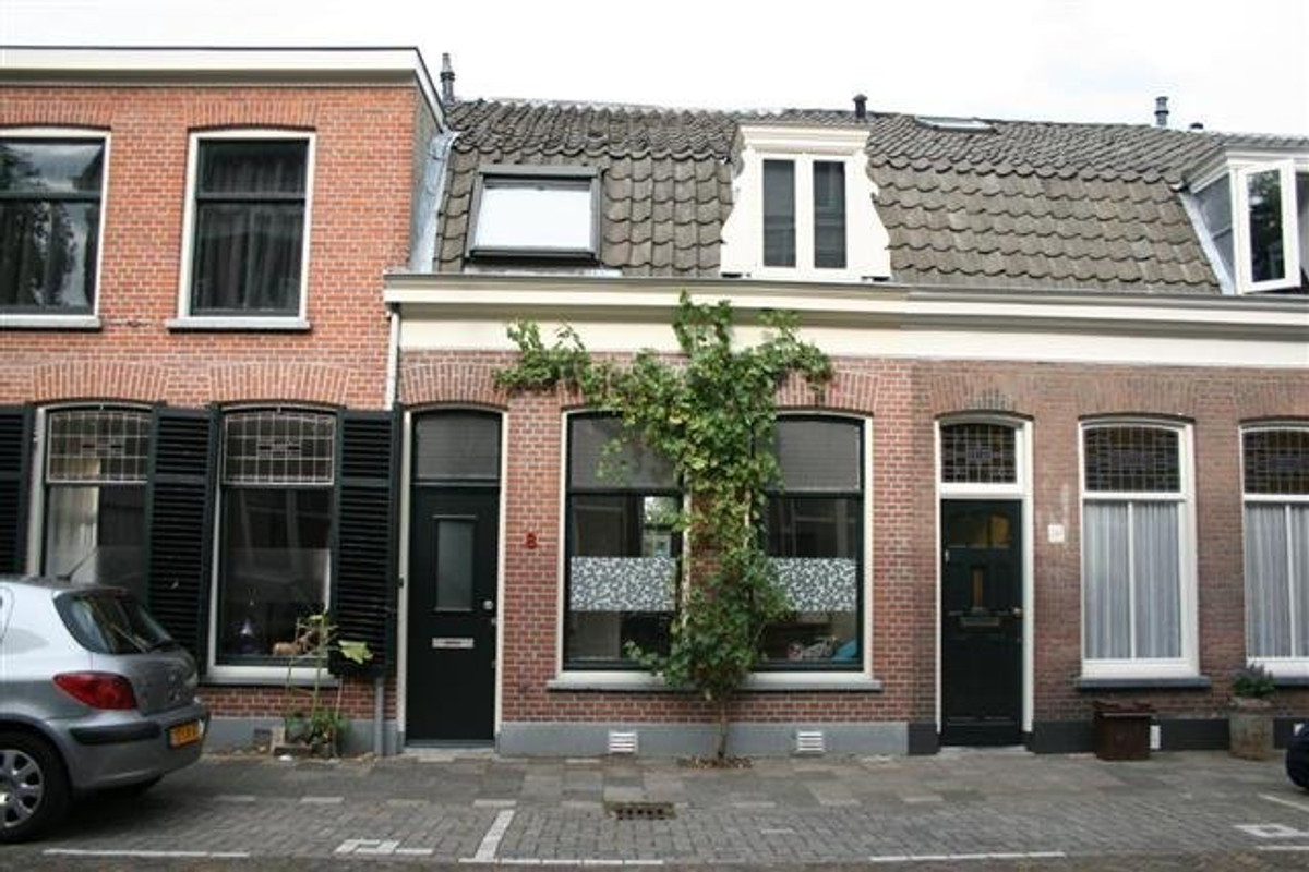 Bloemstraat 8