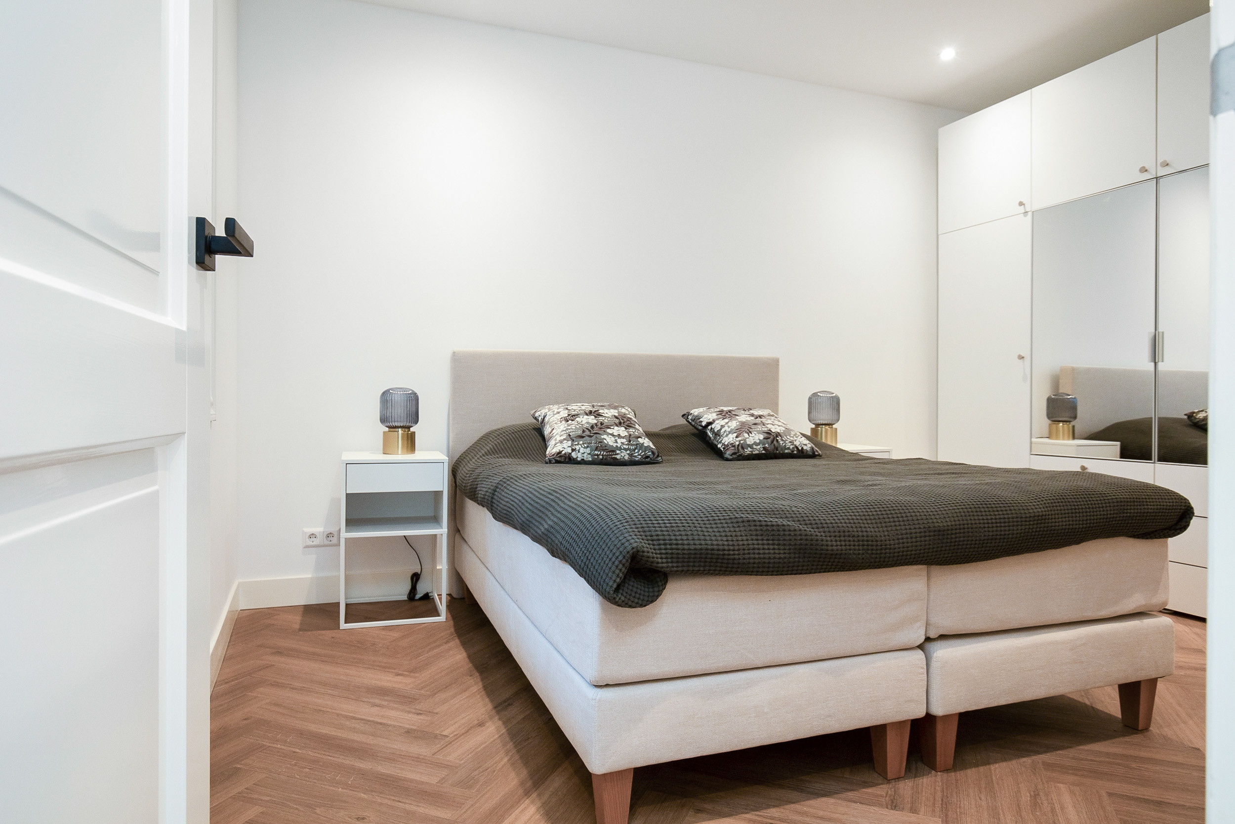 Woning te huur: Nieuwezijds Voorburgwal 154A 1012SJ Amsterdam