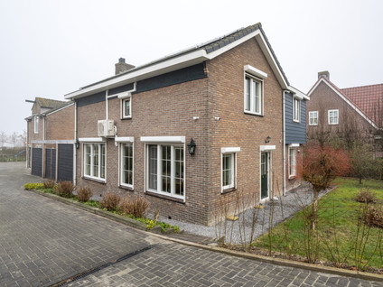 Zuiddijk 24