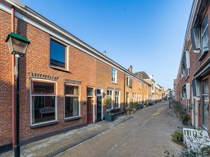 Voorhofstraat 23