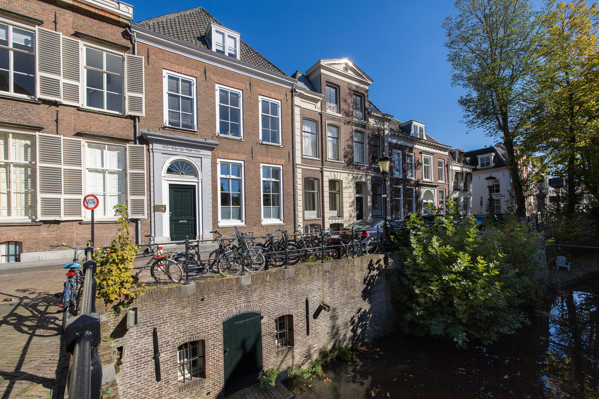 Kromme Nieuwegracht 8A