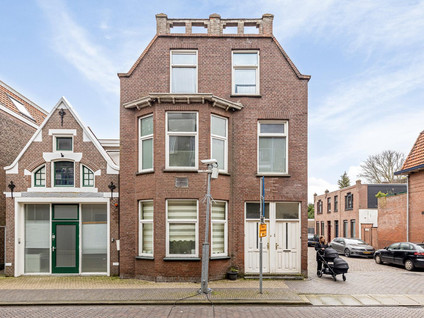 Czaar Peterstraat 9