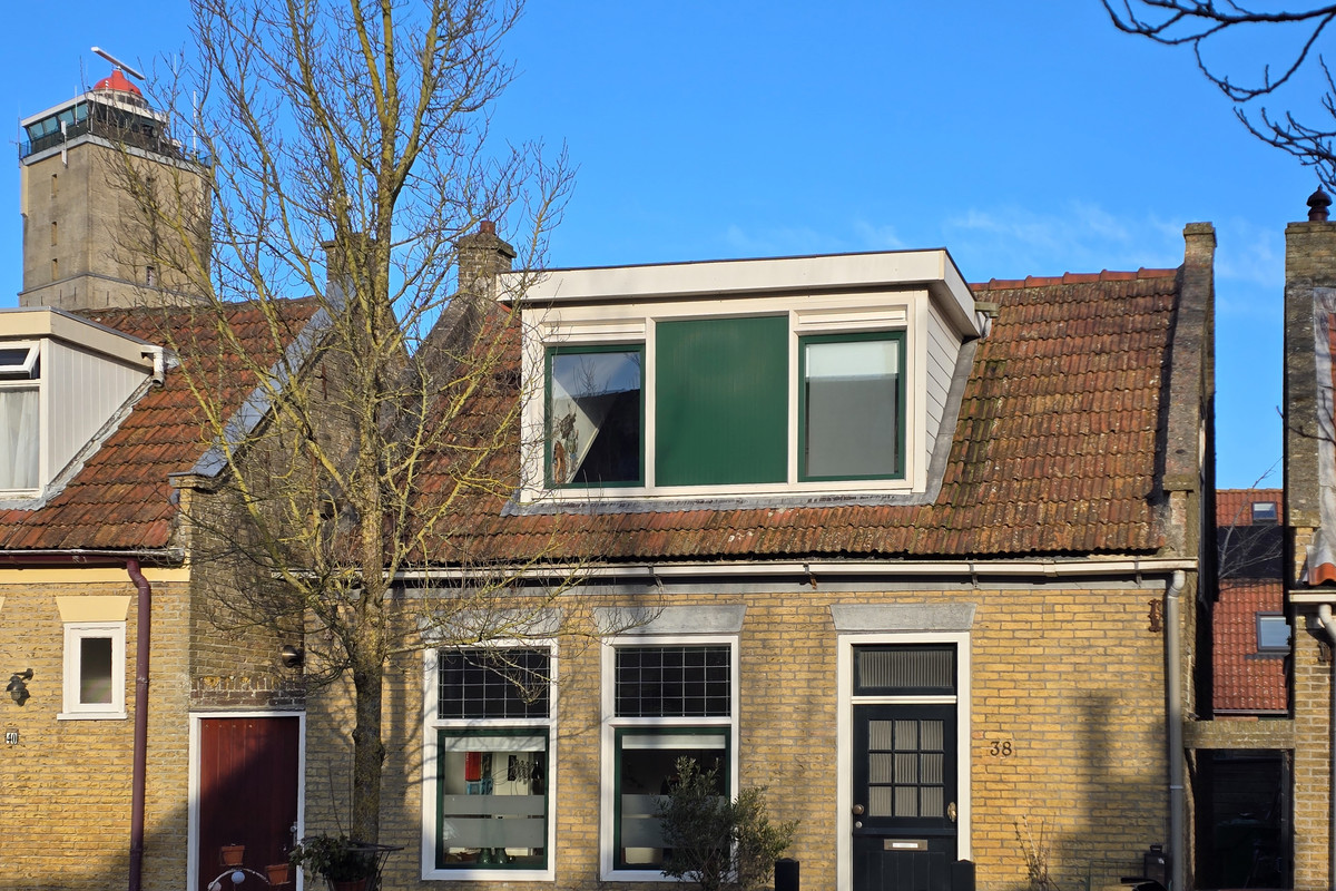 Burgemeester Mentzstraat 38