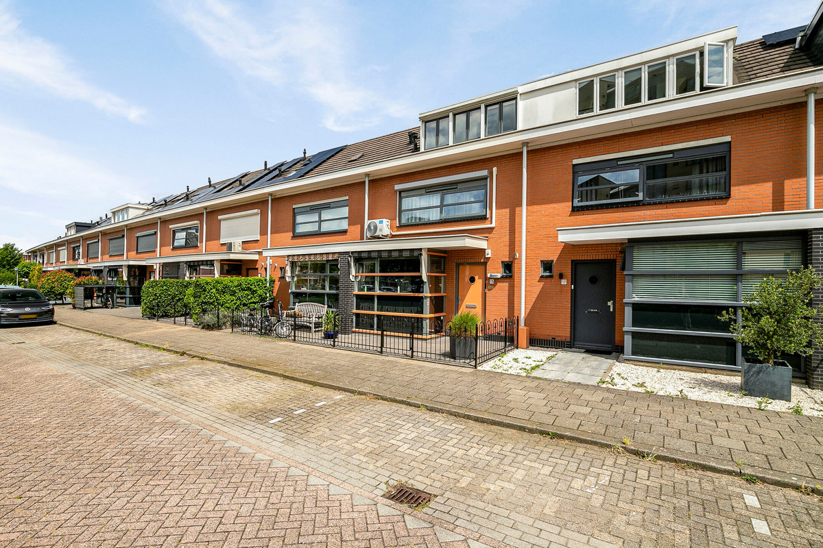 Donizettistraat 135