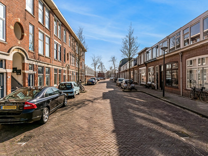 De Genestetstraat 17