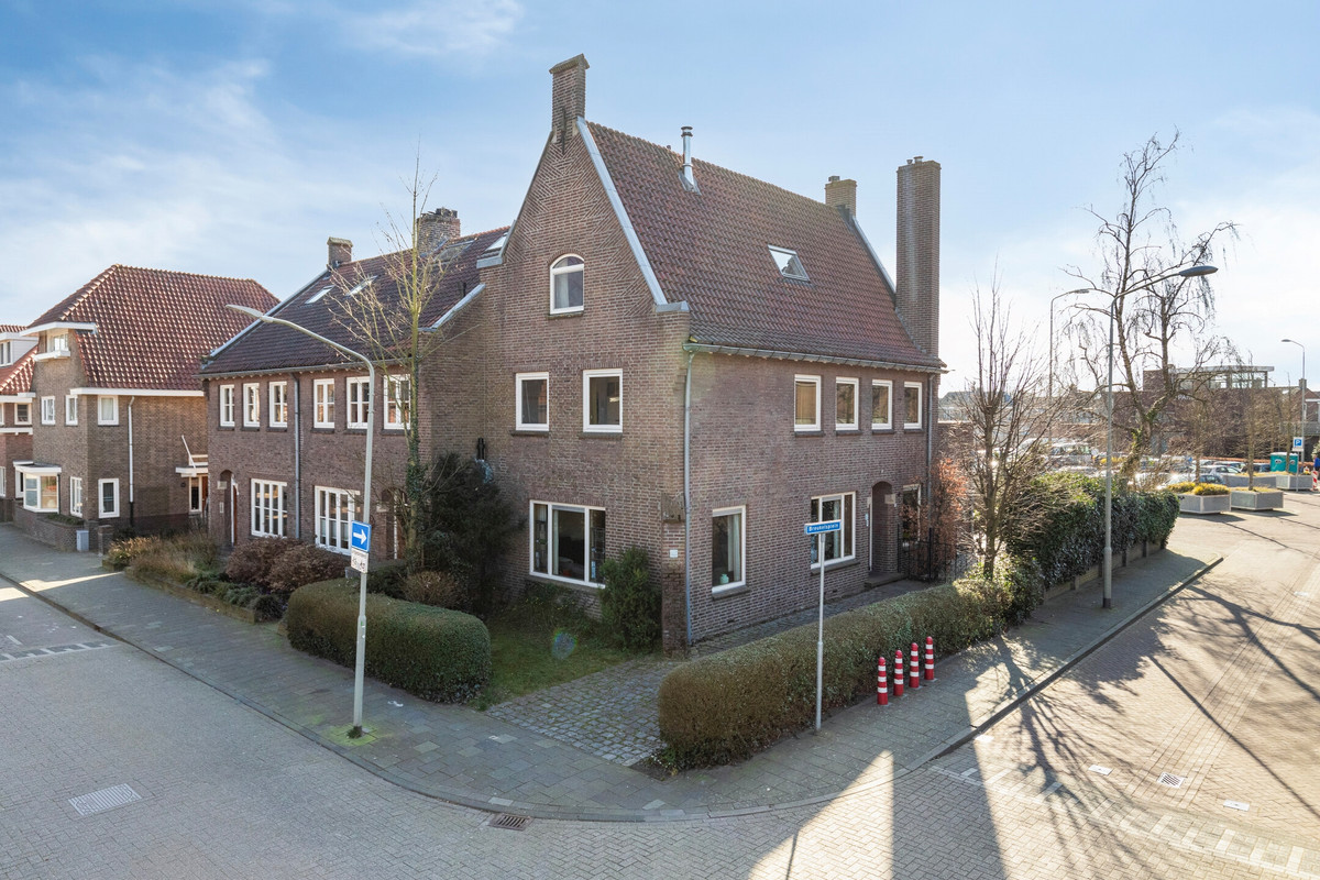 Prins Bernhardstraat 15