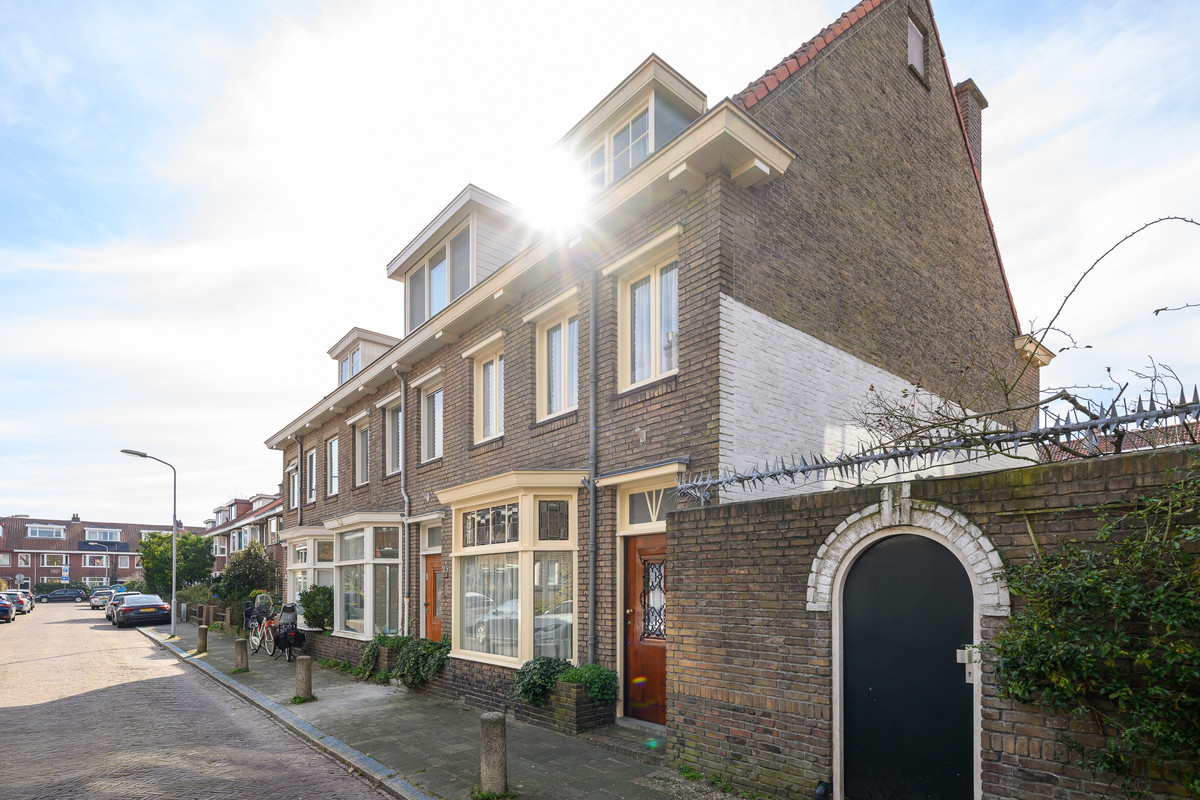 Hadrianusstraat 27