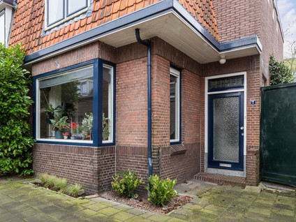 Mr. D.J. van Heusdestraat 2