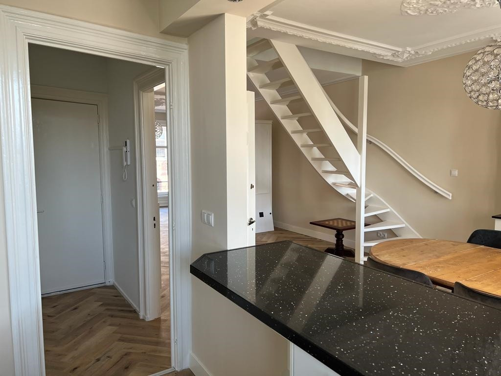 Woning te huur: Tweede Constantijn Huygensstraat 52 1 1054CV Amsterdam