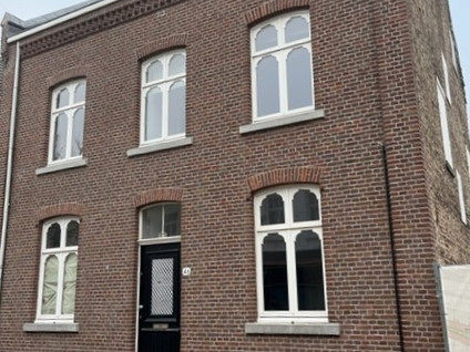 Bovenste straat 46