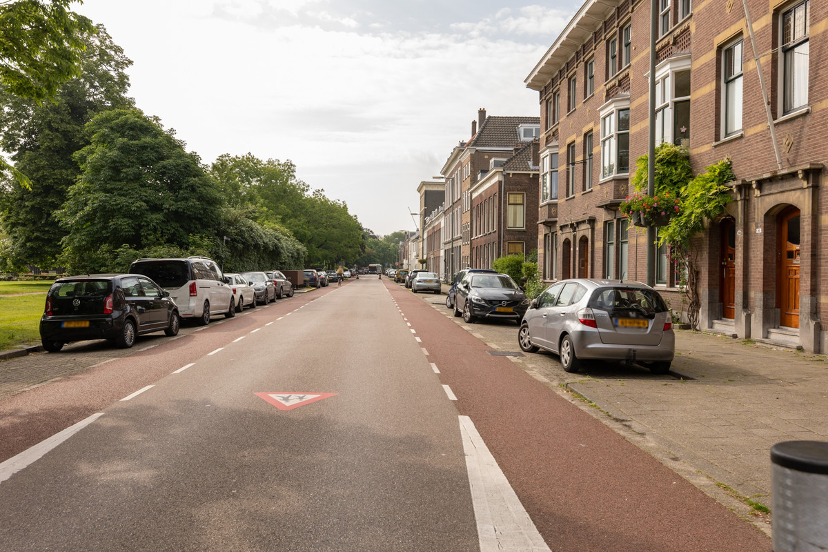 Twee-onder-één-kap te koop: Lange Nieuwstraat 149-16, Schiedam