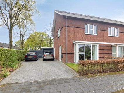 Kluft 20