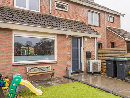 Carry Van Bruggenstraat 13