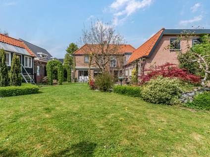 Kerkstraat 24